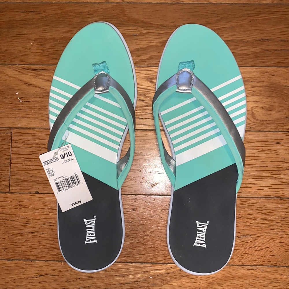 Everlast Flip Flops